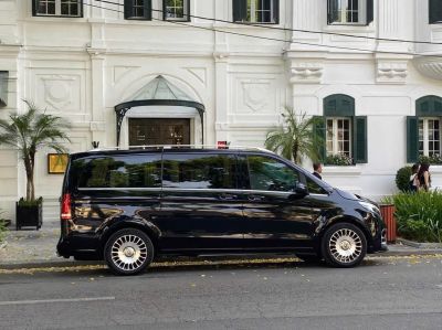 Mercedes V250 và Maybach  