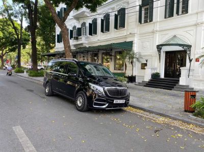 Mercedes V250 và Maybach  