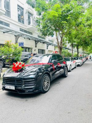 Xe Hoa Porsche Cayenne 