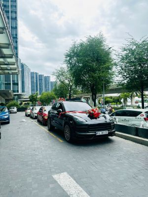 Xe Hoa Porsche Cayenne 