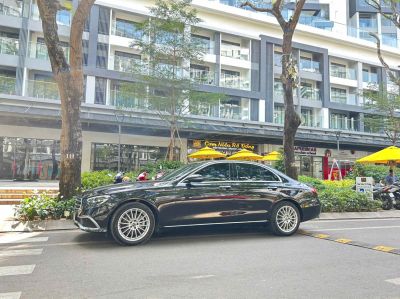 Mercedes E Class Đen 2025