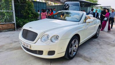 Xe Hoa Bentley GTC W12 Mui Trần 