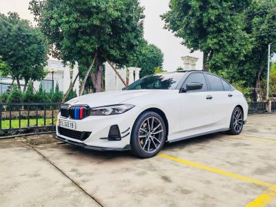 Xe Hoa BMW 320i All New