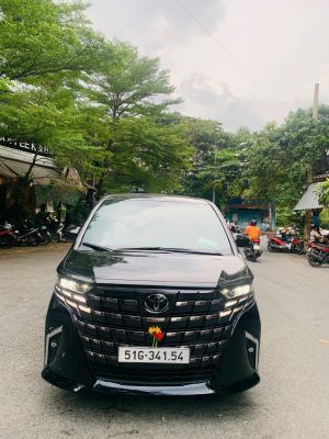 Toyta Alphard New 2025