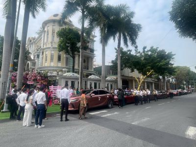 Xe Hoa Rước Dâu Màu Đỏ  Xe Đoàn